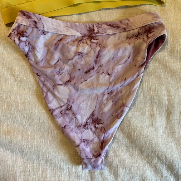 Dippin’ Daisy’s Bikini - Picture 3 of 8